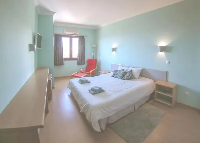 Tour 아파트 에리세이라