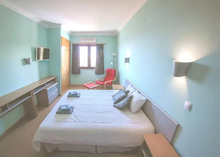 Tour 에리세이라